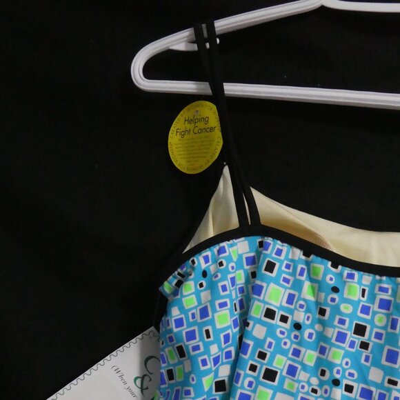 IT FIGURES! | size 12 | Swimsuit Top | Double Spaghetti Strap | NWT - Picture 13 of 16